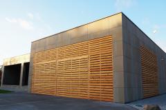 cetris-elwacje-wentylowane-plyty-fasadowe-cena-montaz-szary-beton-listwy-drewniane