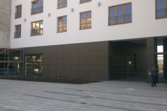 hochtief-equitone-installation-facade